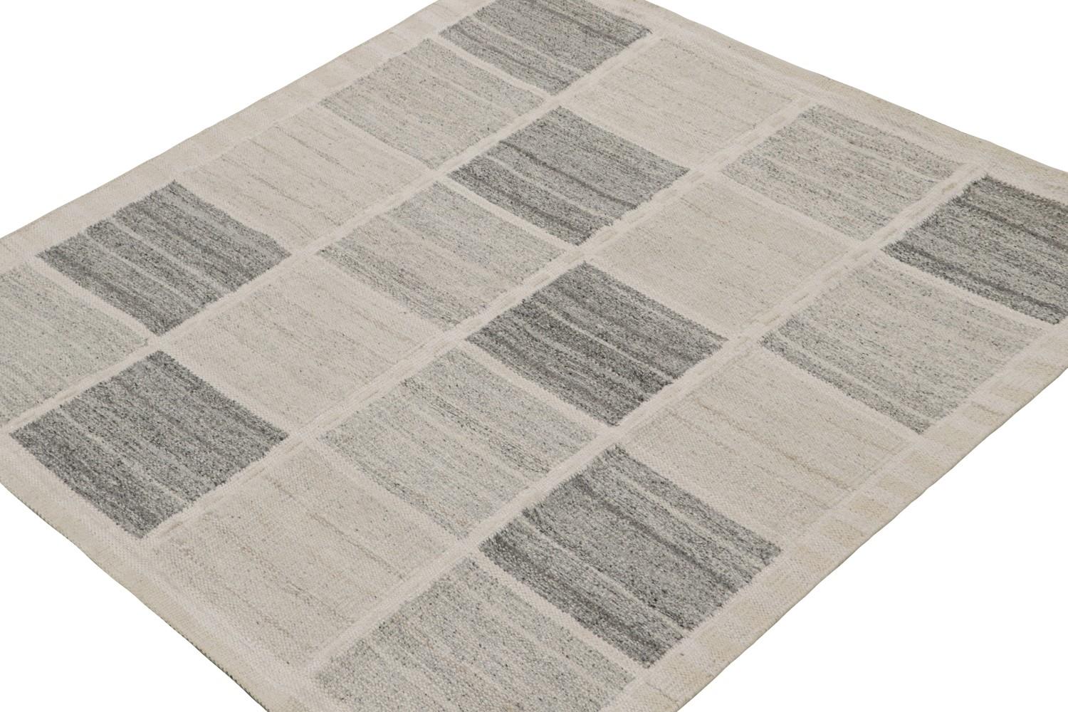 Gray Scandinavian Kilim Square Rug