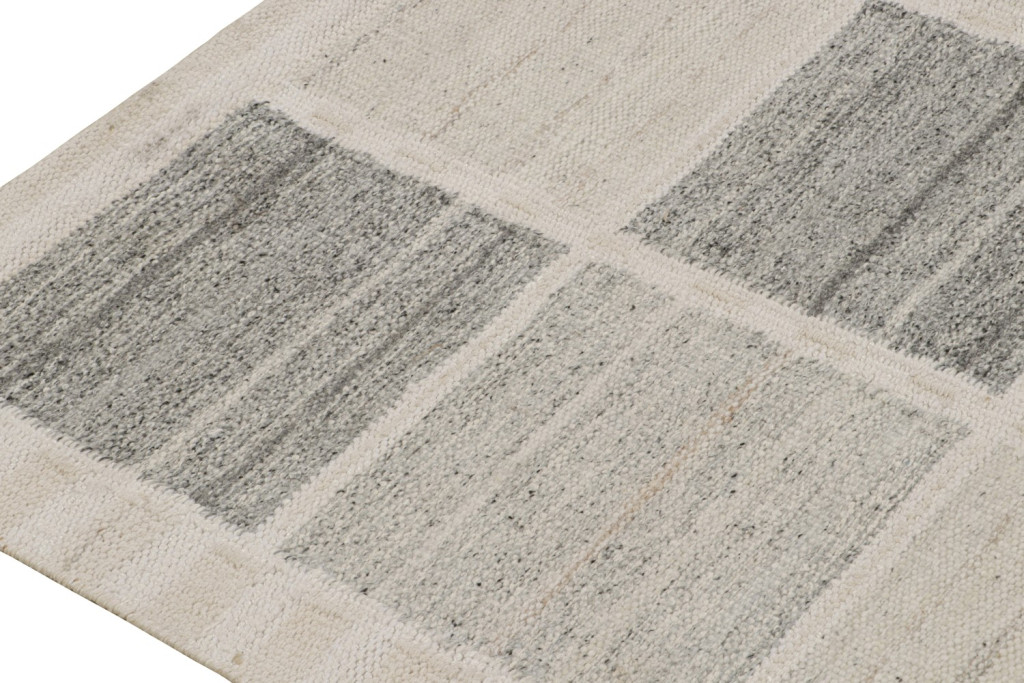 Gray Scandinavian Kilim Square Rug