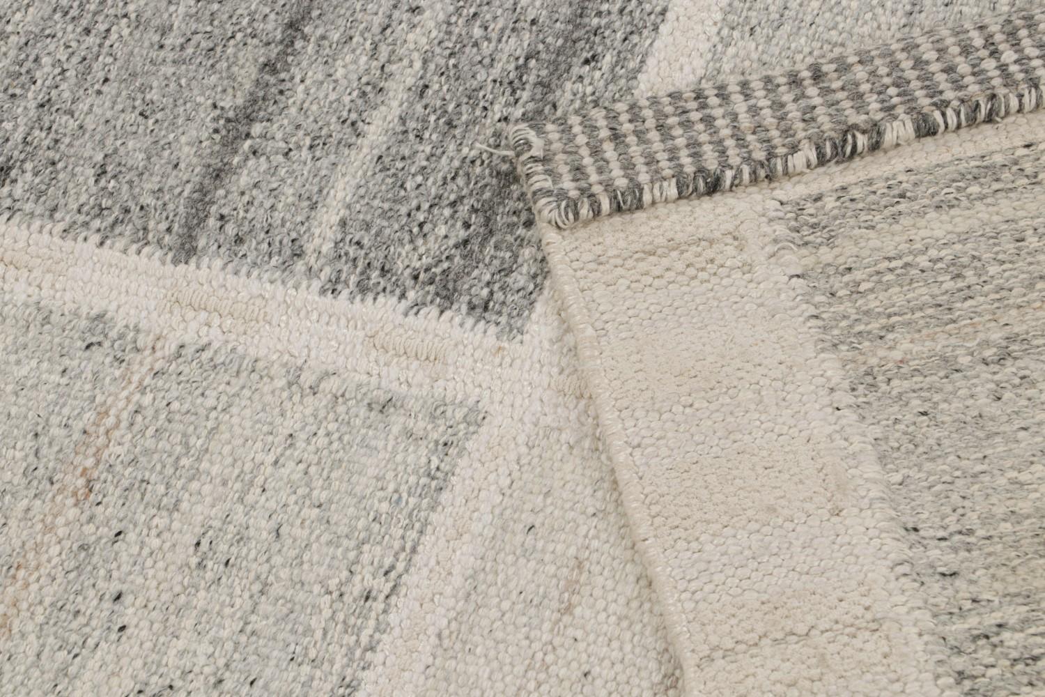 Gray Scandinavian Kilim Square Rug
