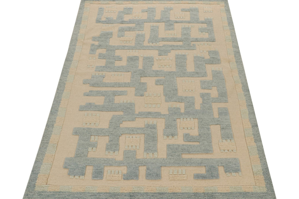 High-Low Scandinavian Rug in Beige and Blue Geometric Pattern