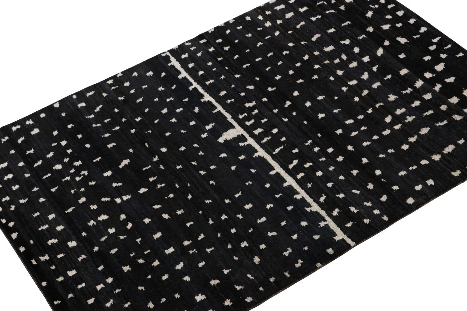 Black and White Modern Moroccan Rug