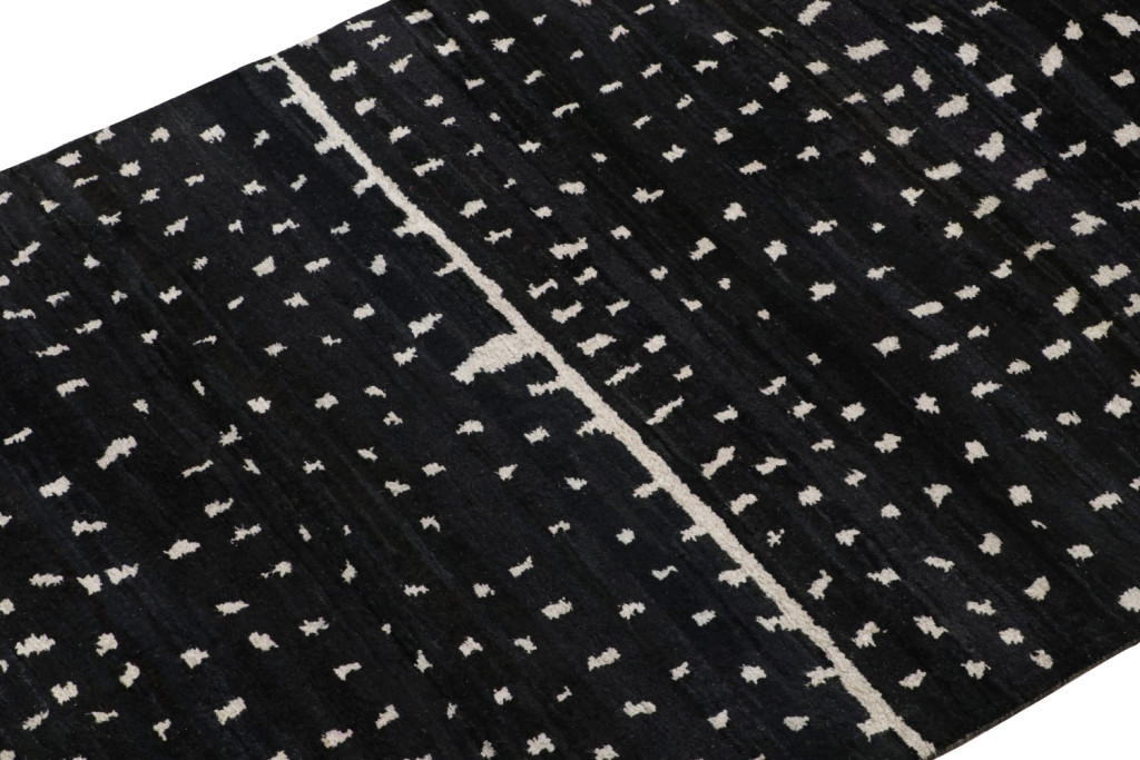 Black and White Modern Moroccan Rug