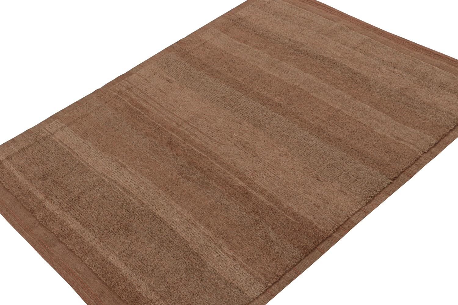 Modern Rug in Plain Terracotta