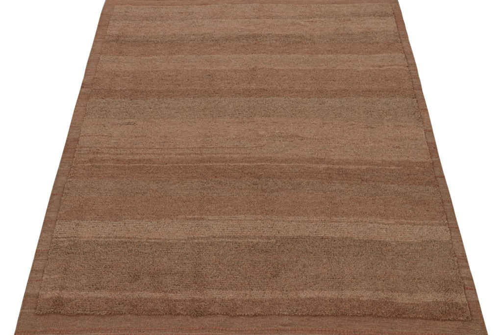 Modern Rug in Plain Terracotta