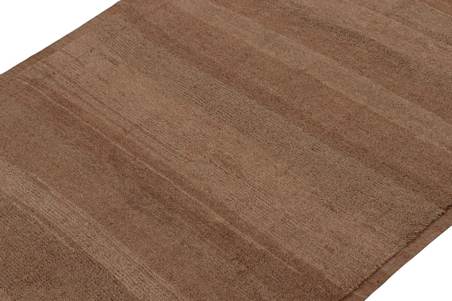 Modern Rug in Plain Terracotta