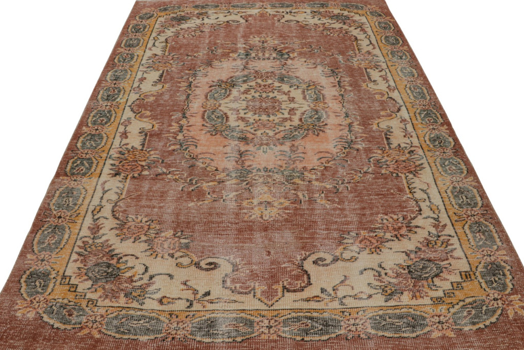 Vintage Zeki Muren rug