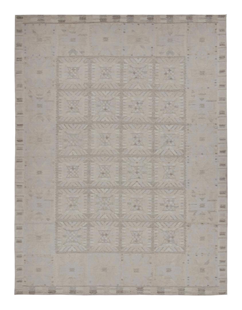 White Geometric Scandinavian Kilim RUg