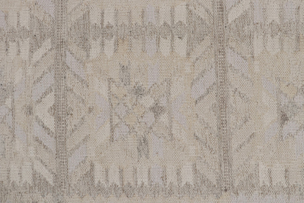 White Geometric Scandinavian Kilim RUg