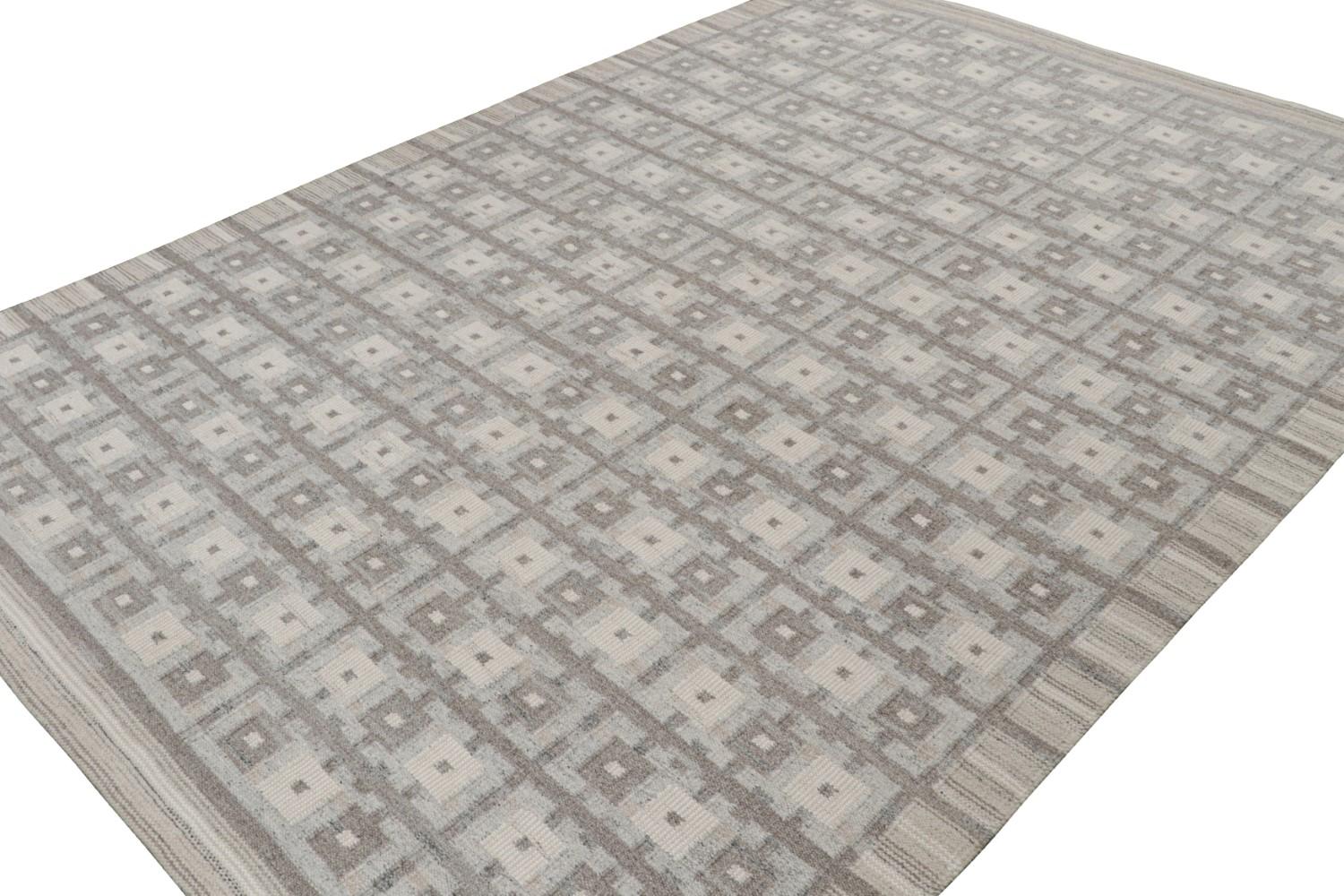 Gray Geometric Scandinavian Kilim
