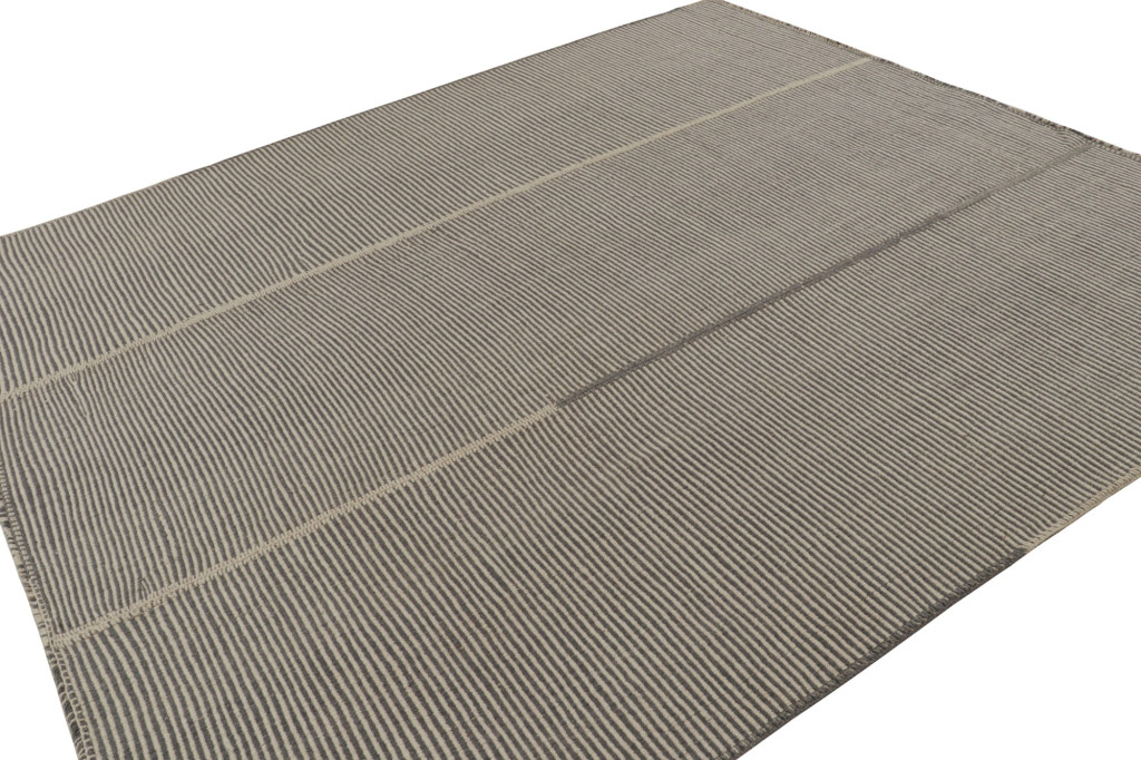 Rug & Kilim’s Contemporary Kilim in Beige and Gray