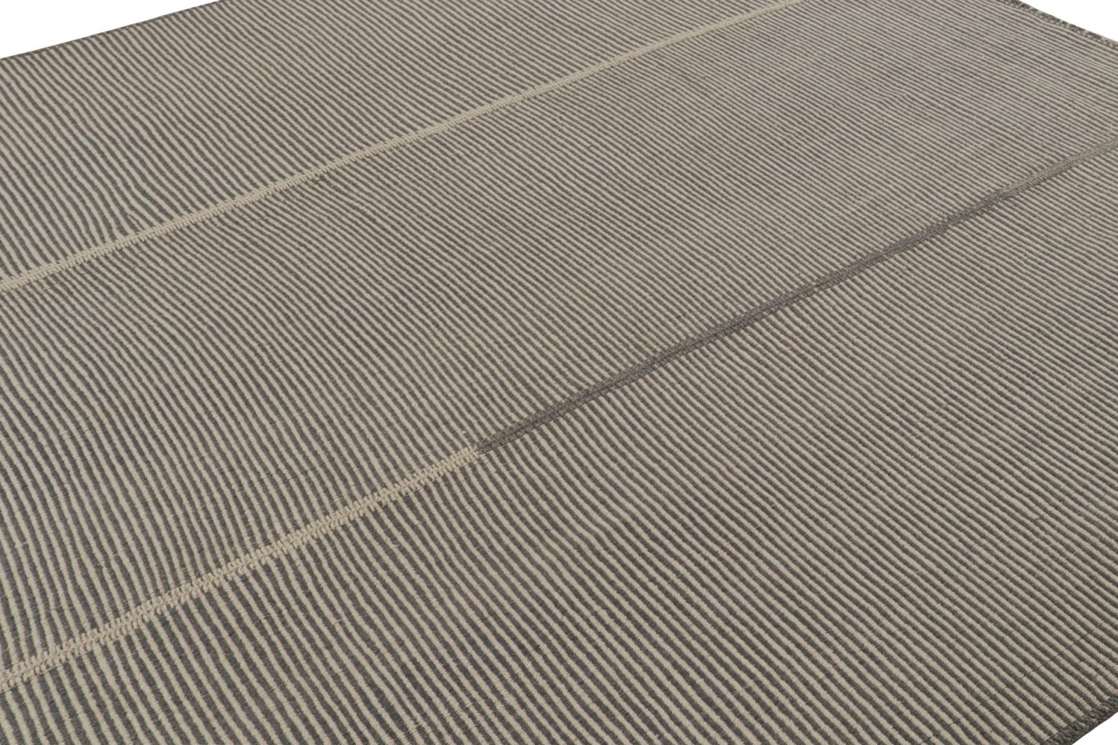 Rug & Kilim’s Contemporary Kilim in Beige and Gray