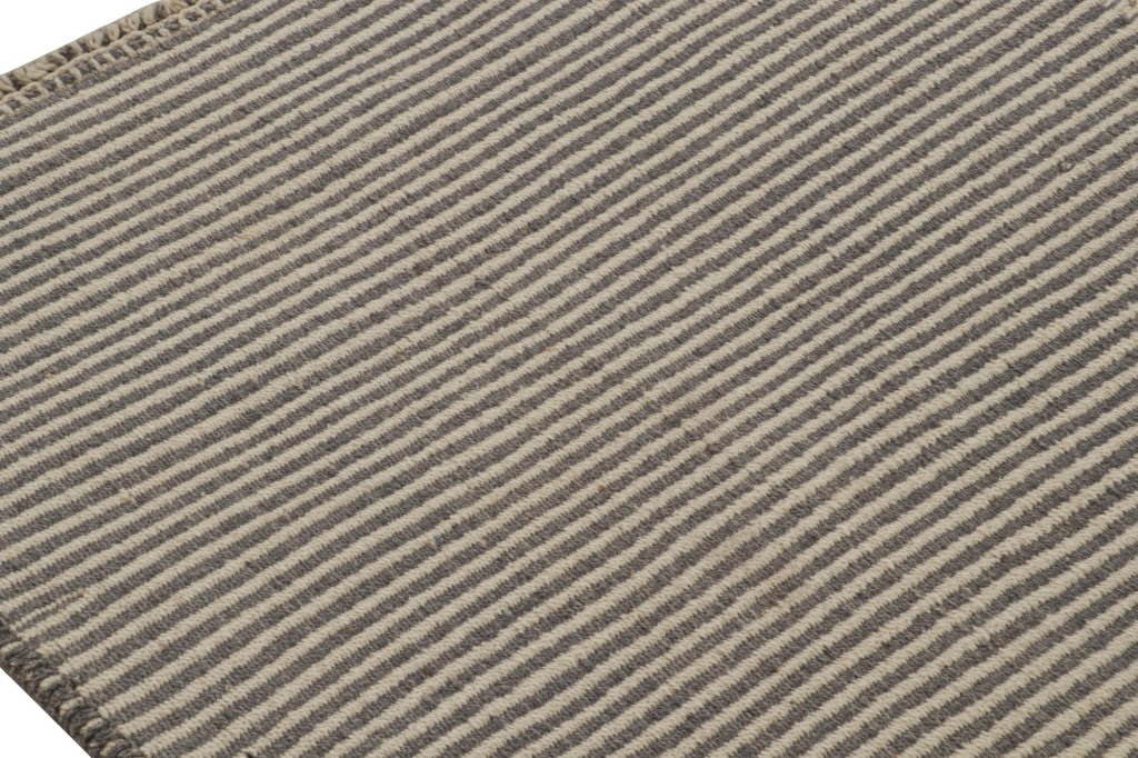 Rug & Kilim’s Contemporary Kilim in Beige and Gray