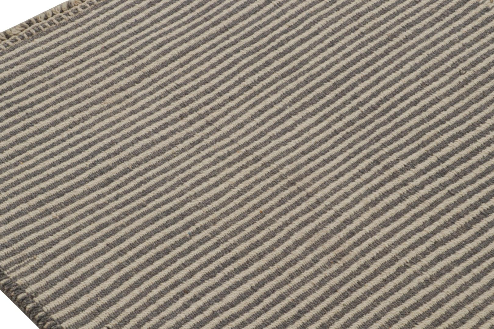 Rug & Kilim’s Contemporary Kilim in Beige and Gray