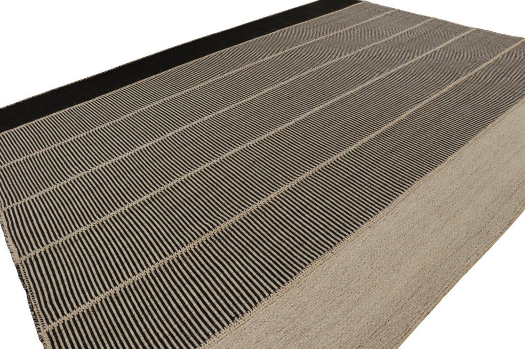 Rug & Kilim’s Contemporary Kilim in Black
