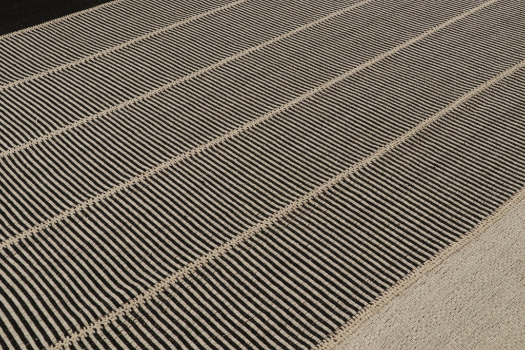 Rug & Kilim’s Contemporary Kilim in Black
