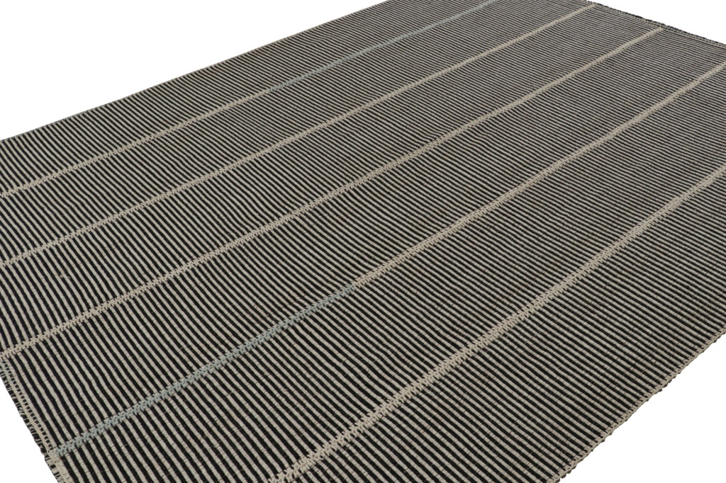Rug & Kilim’s Contemporary Kilim in Brown