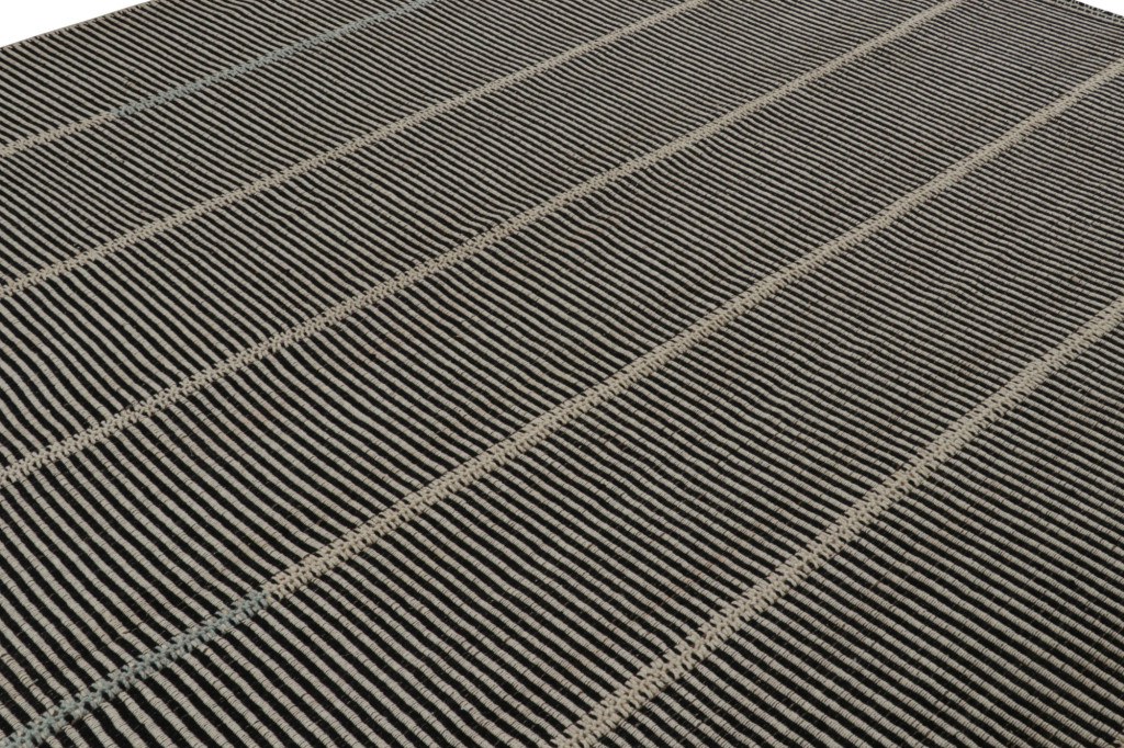 Rug & Kilim’s Contemporary Kilim in Brown