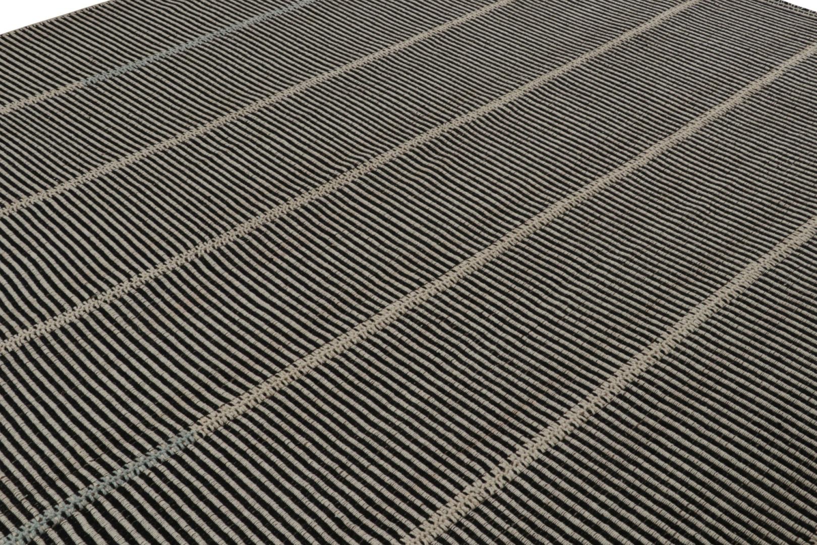 Rug & Kilim’s Contemporary Kilim in Brown