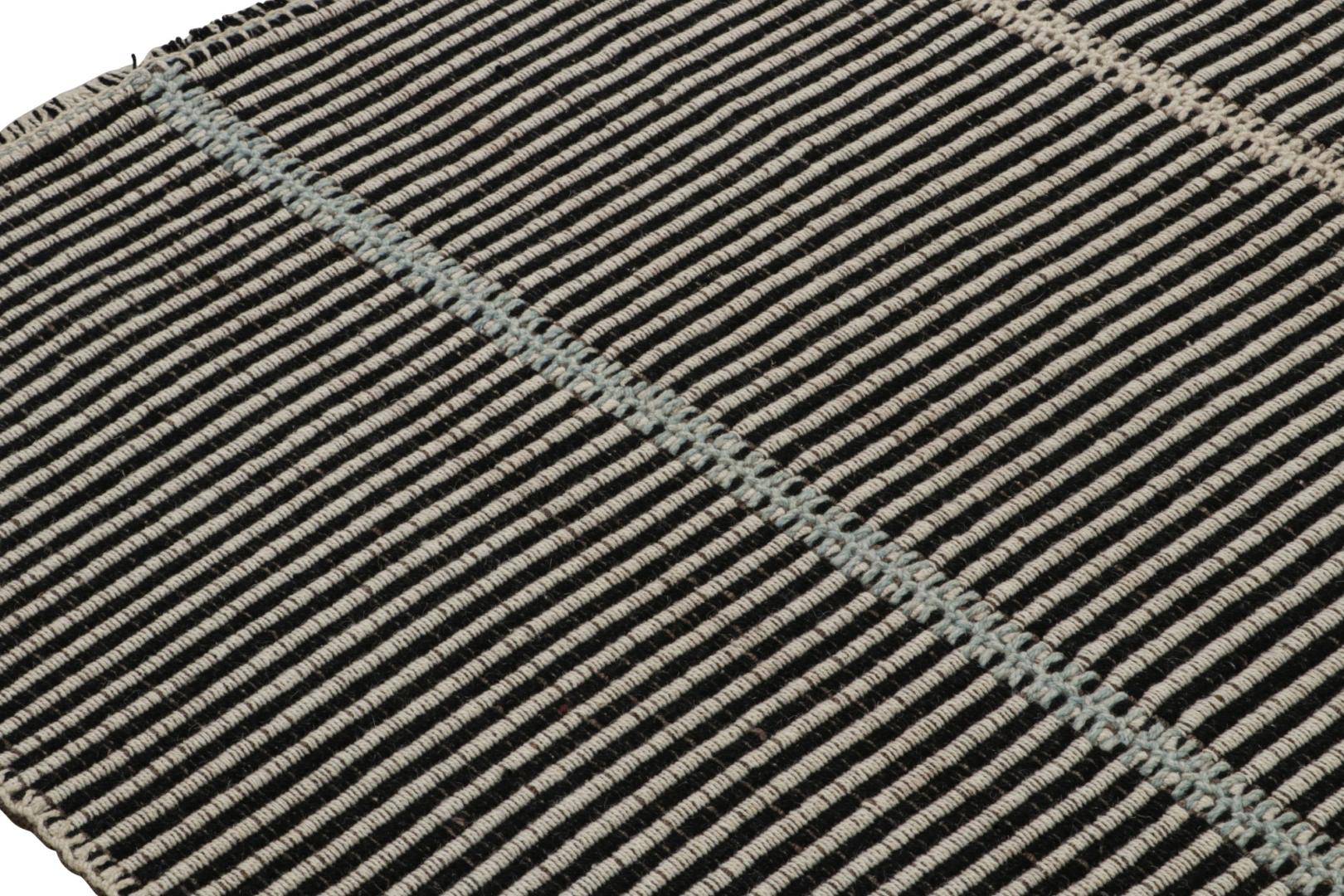 Rug & Kilim’s Contemporary Kilim in Brown