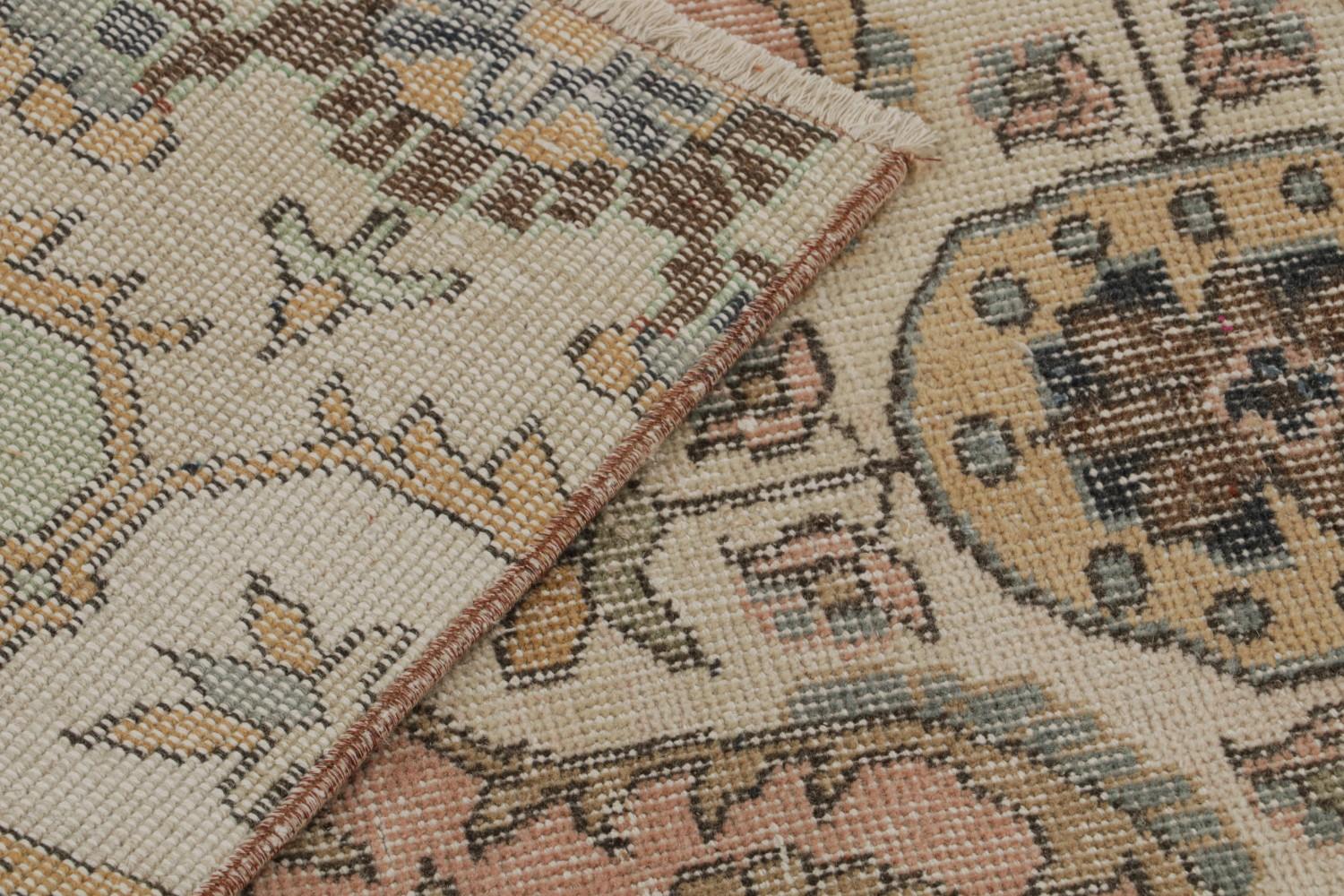 Vintage Distressed Isparta Runner Rug