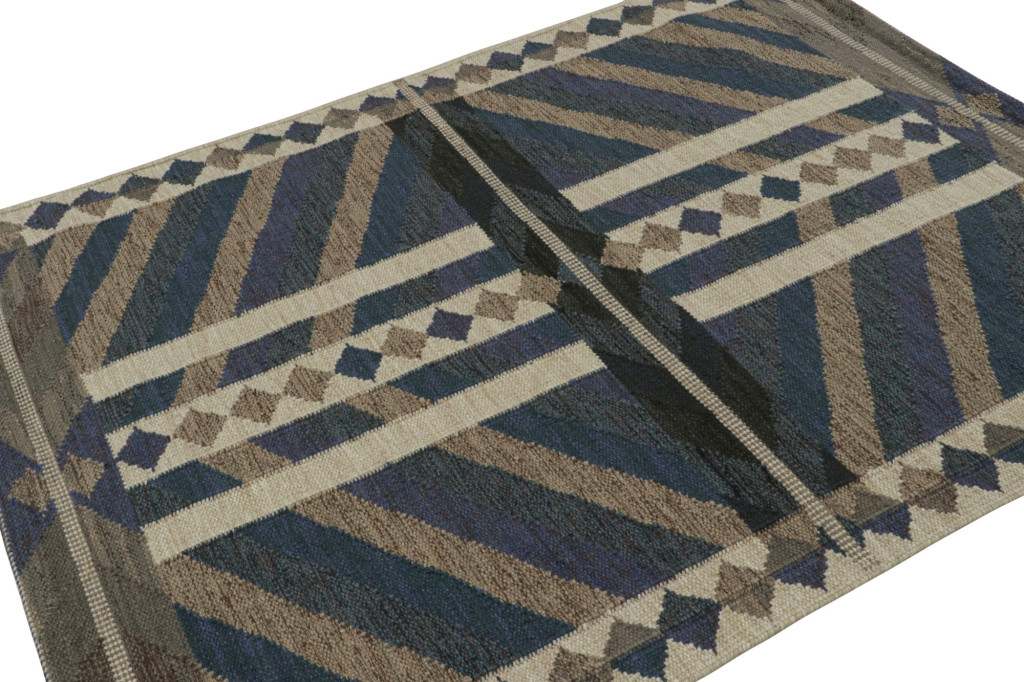 Scandinavian Style Kilim Rug