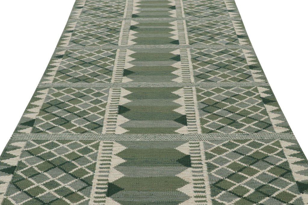 Scandinavian Kilim Rug in Green