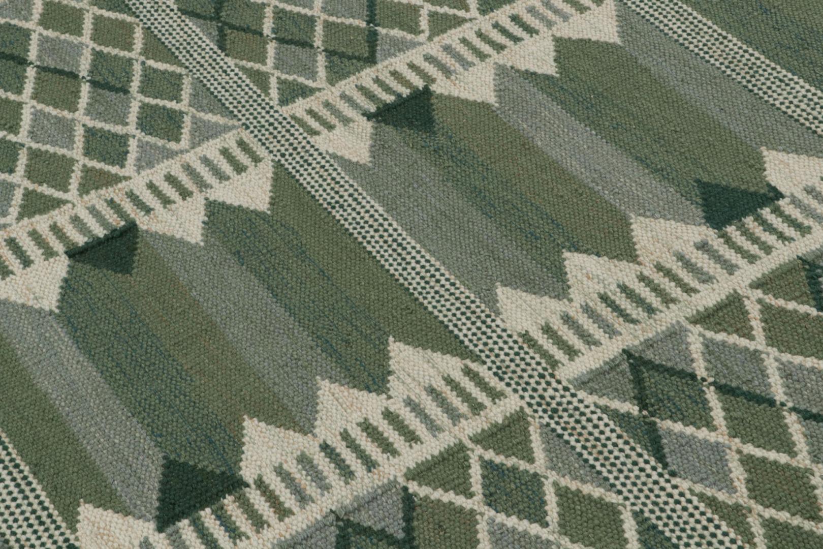 Scandinavian Kilim Rug in Green