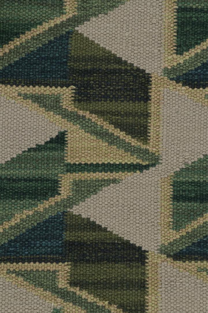 Scandinavian Flatweave Scatter Rug with Geometric Patterns