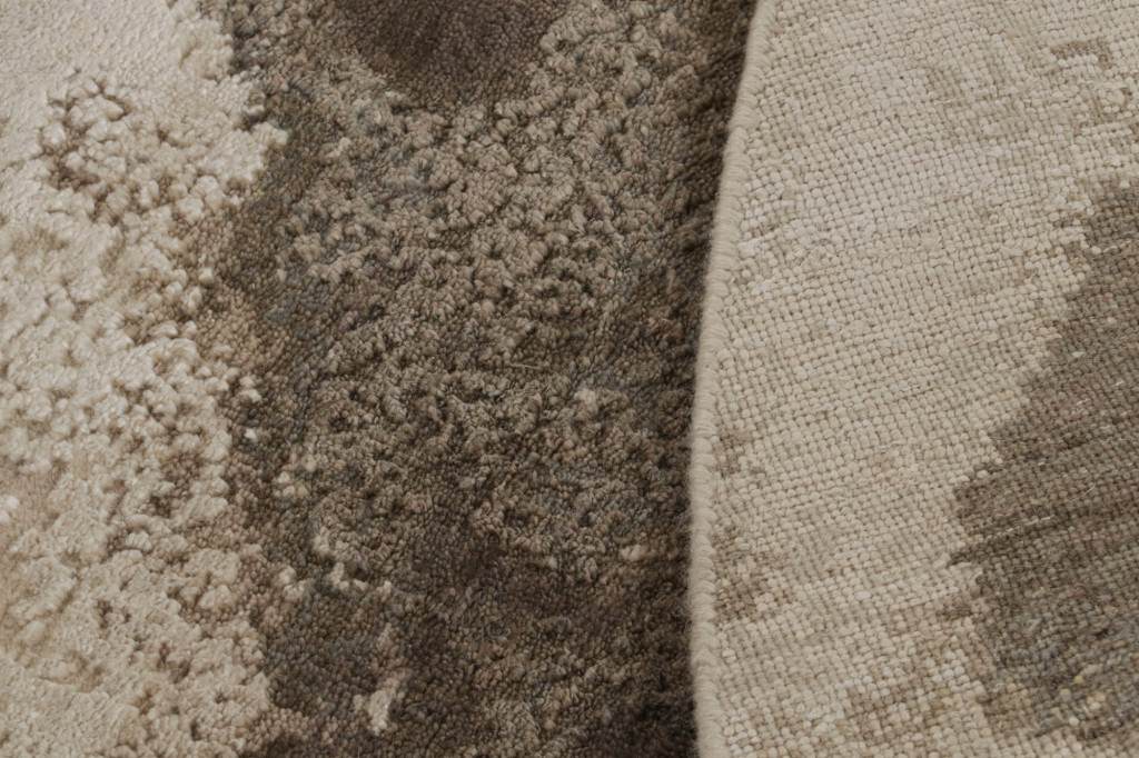 Modern Abstract CIrcle Rug