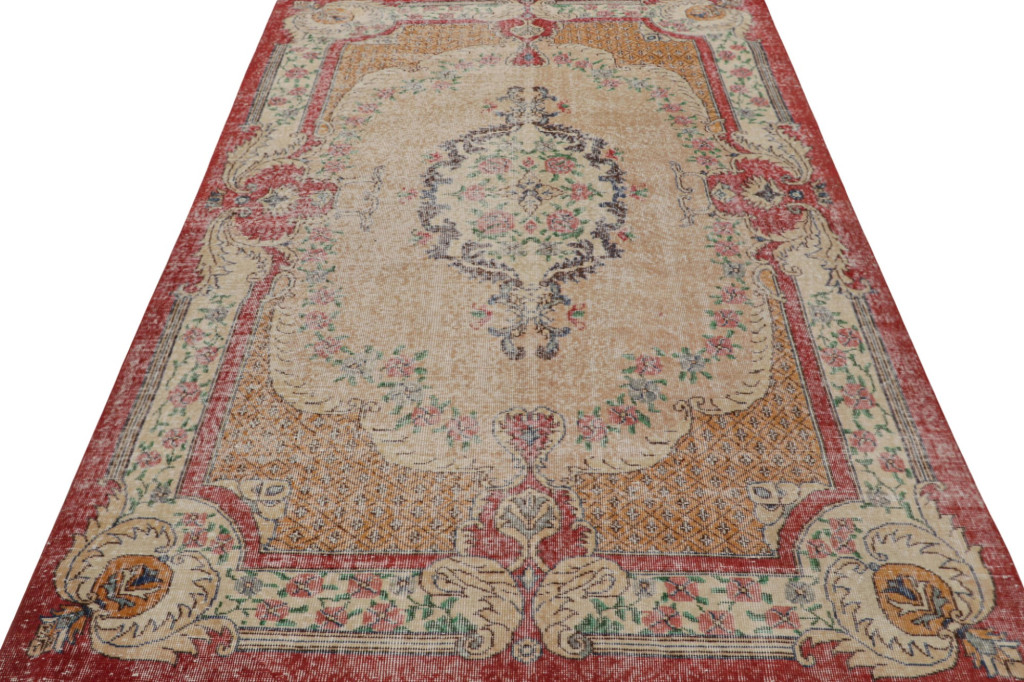 Vintage Zeki Müren European Style Rug