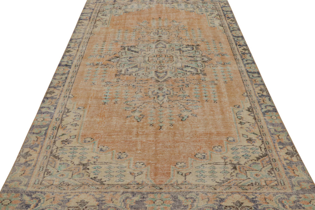 Vintage Zeki Müren Persian Style Rug