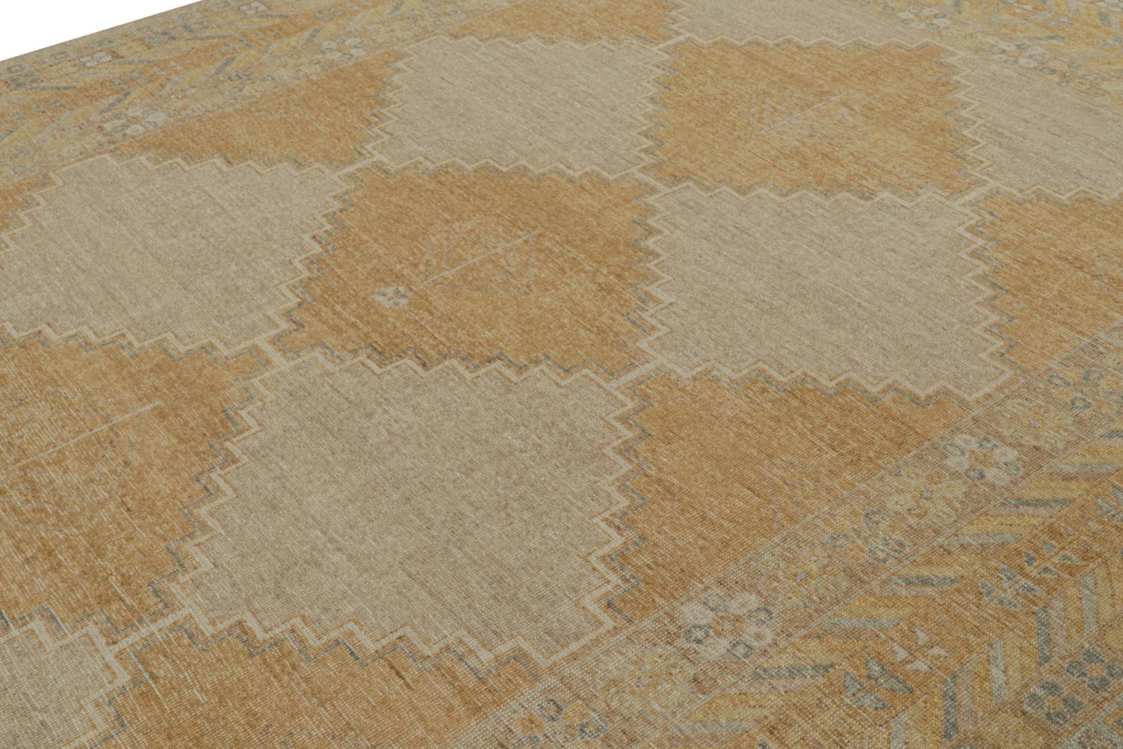 Modern Rug with Geometric Patterns