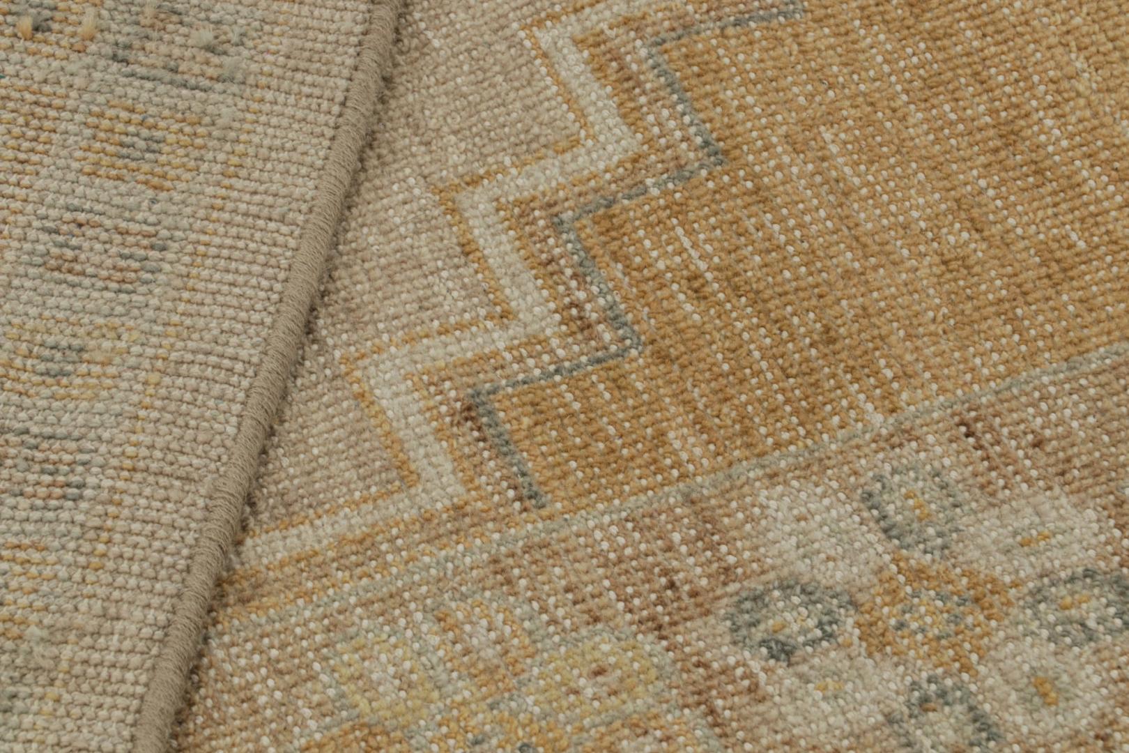 Modern Rug with Geometric Patterns