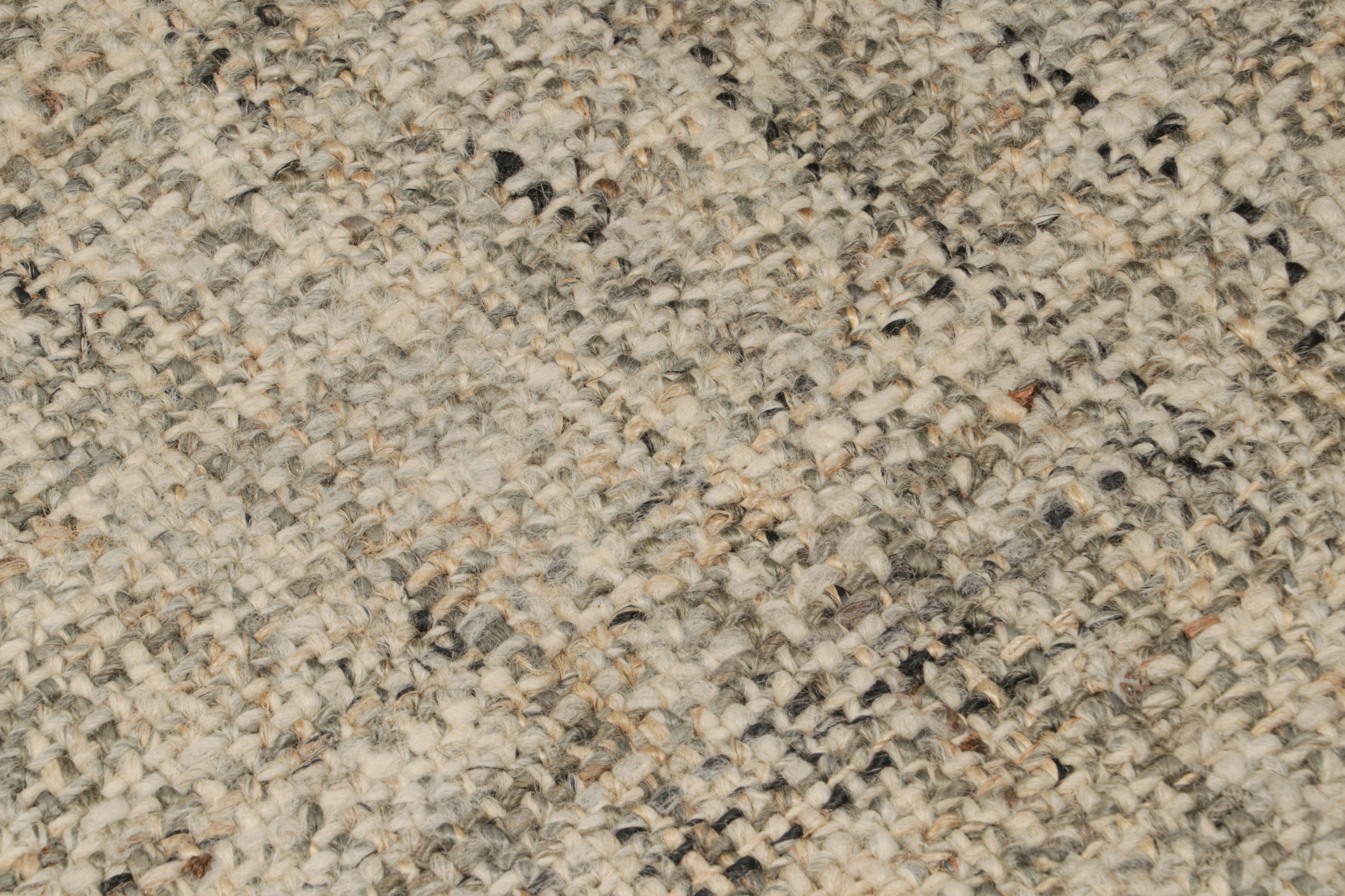 Contemporary Gift-Sized Flatweave Rug