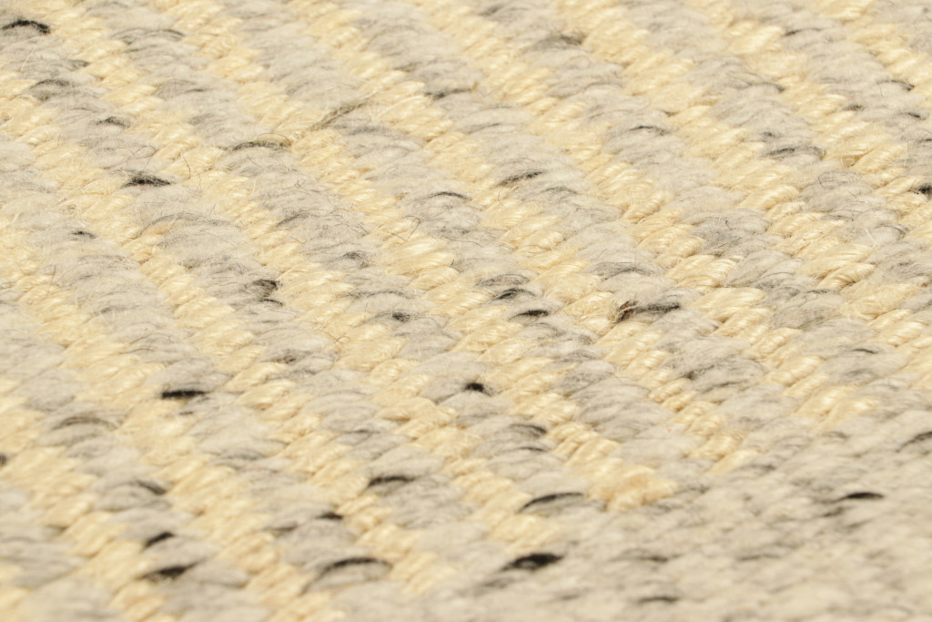 5024171 HANDWOVEN 2