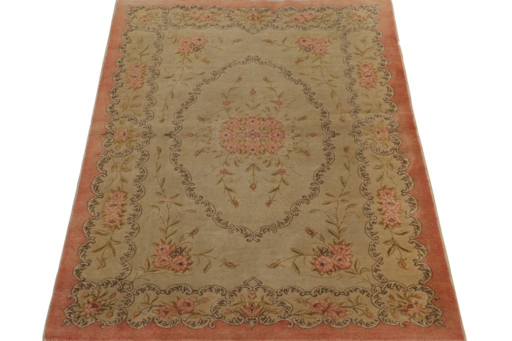 Zeki Müren Rugs