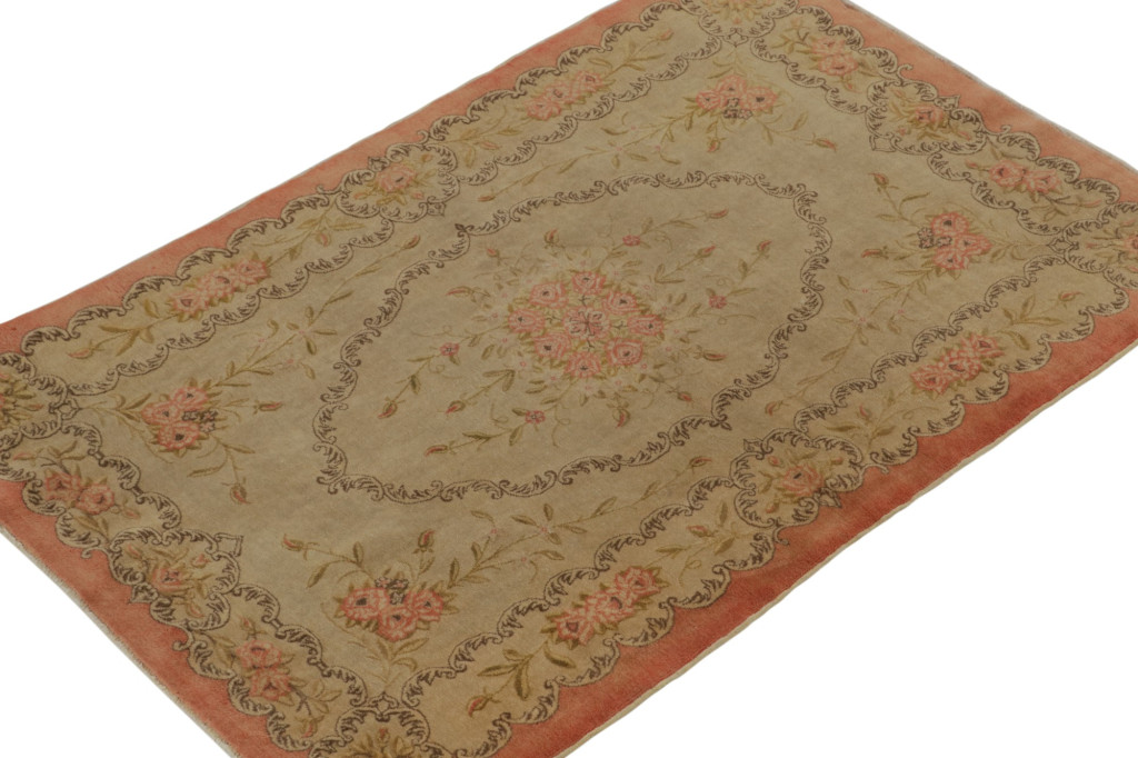 Zeki Müren Rugs
