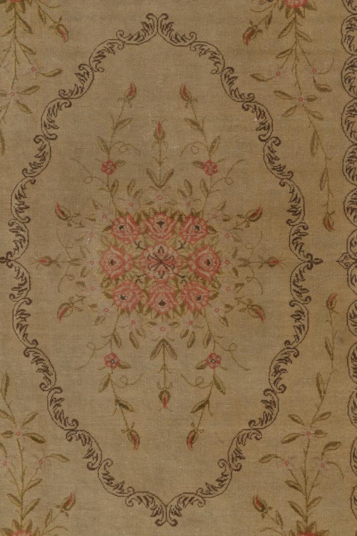 Zeki Müren Rugs