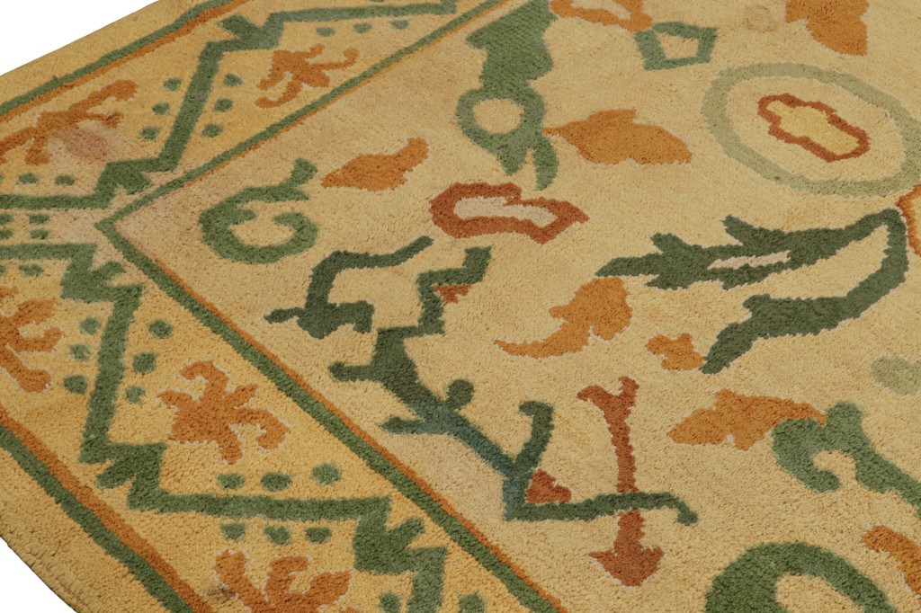 Vintage Spanish Rug in Gold