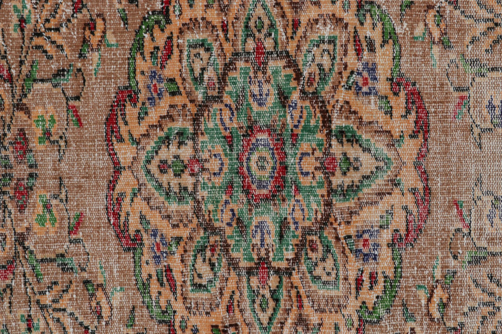 Vintage Zeki Müren European Style Rug