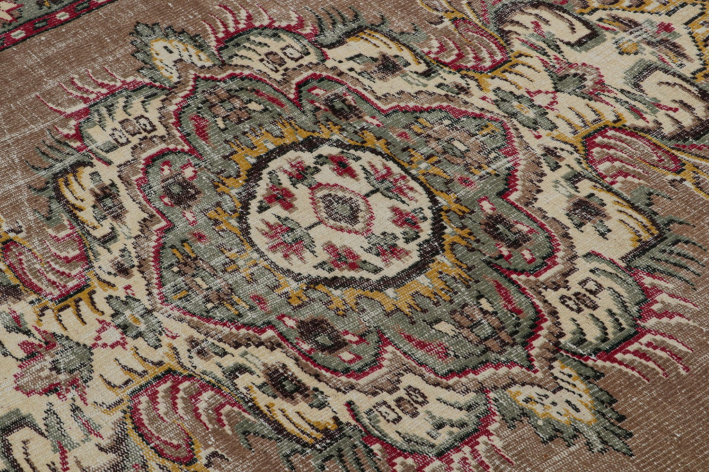 Vintage Zeki Müren European Style Rug