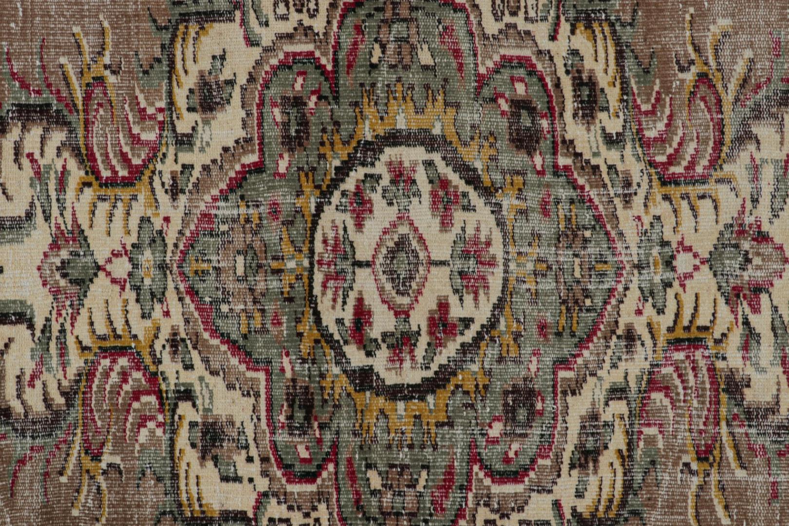 Vintage Zeki Müren European Style Rug