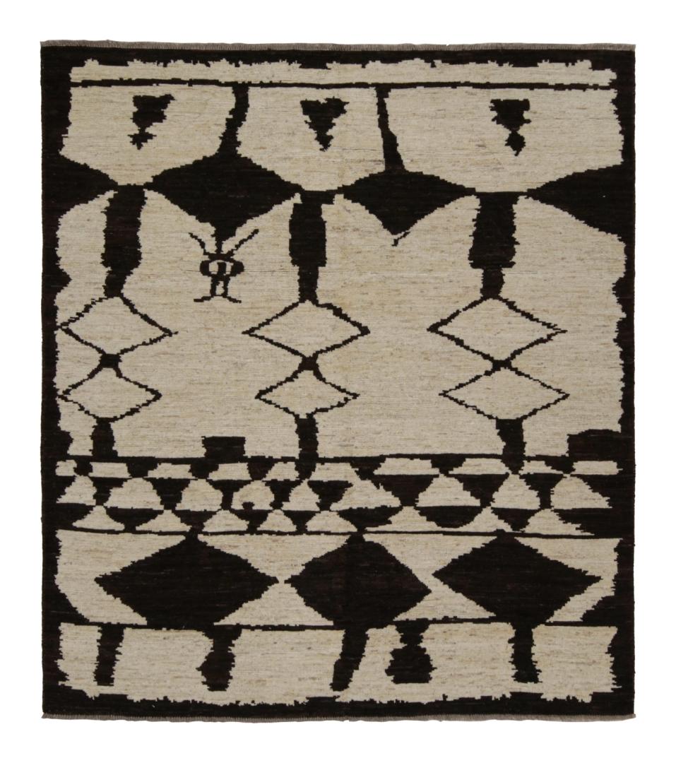 Moroccan rug in Brown and Gold