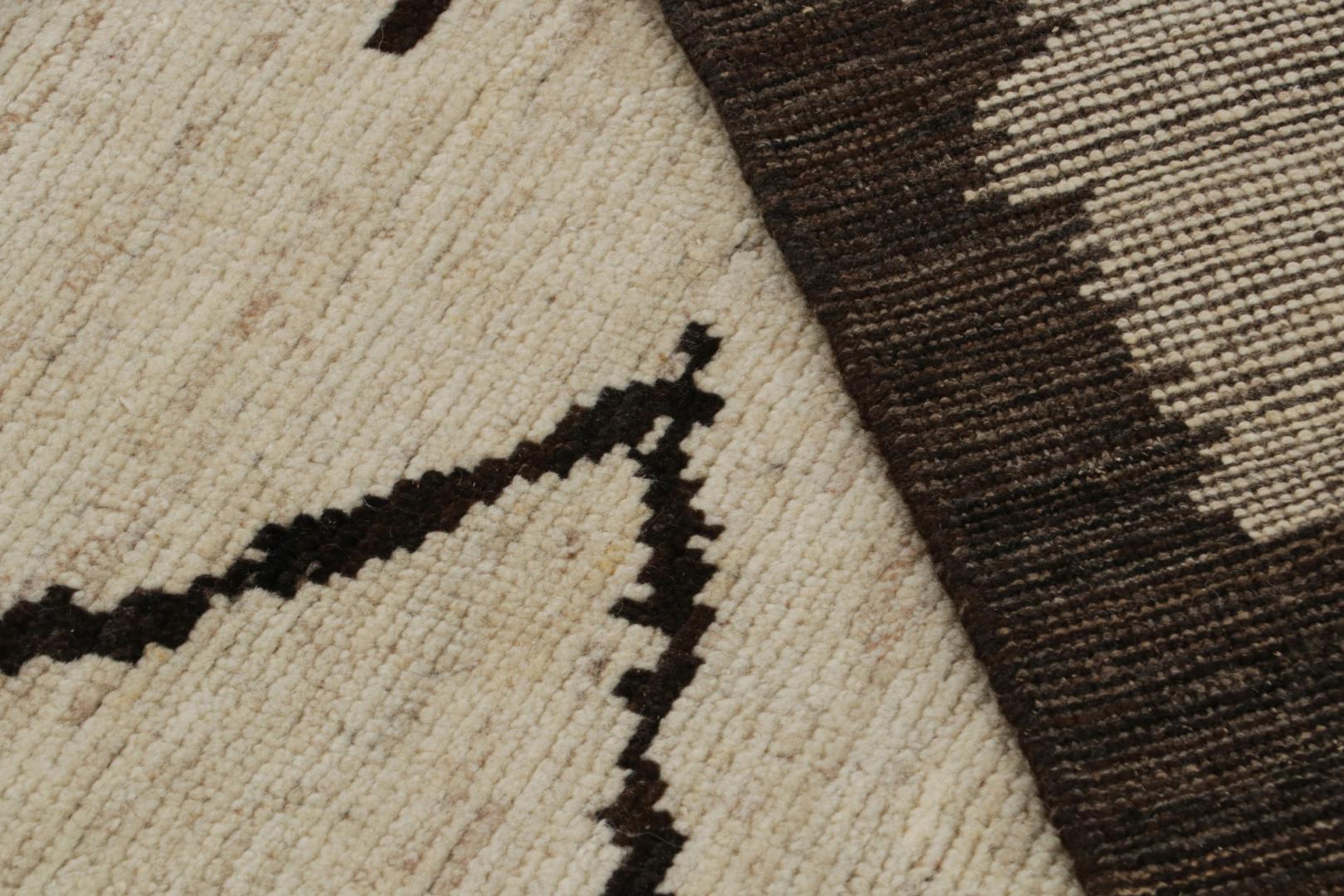 Moroccan rug in Brown and Gold