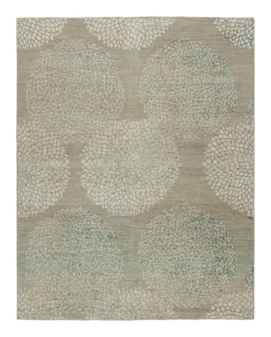 Modern Rug with Geometric Patterns
