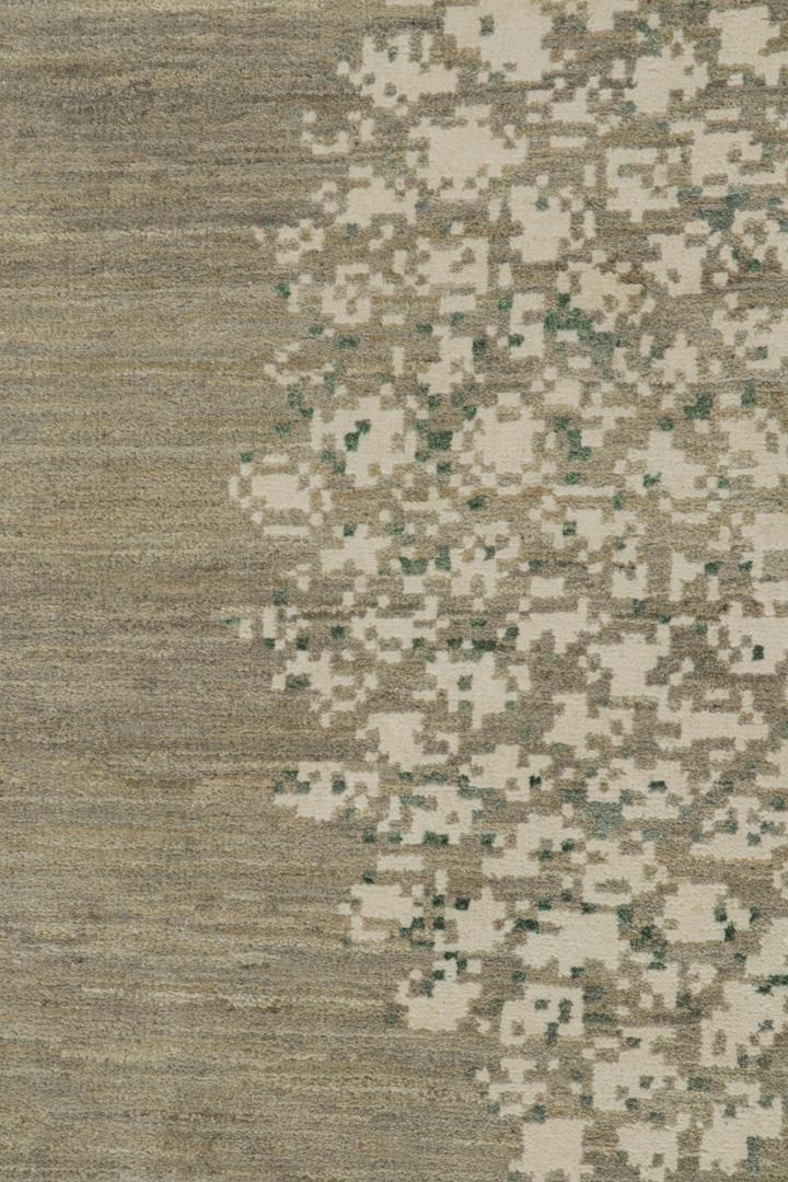 Modern Rug with Geometric Patterns