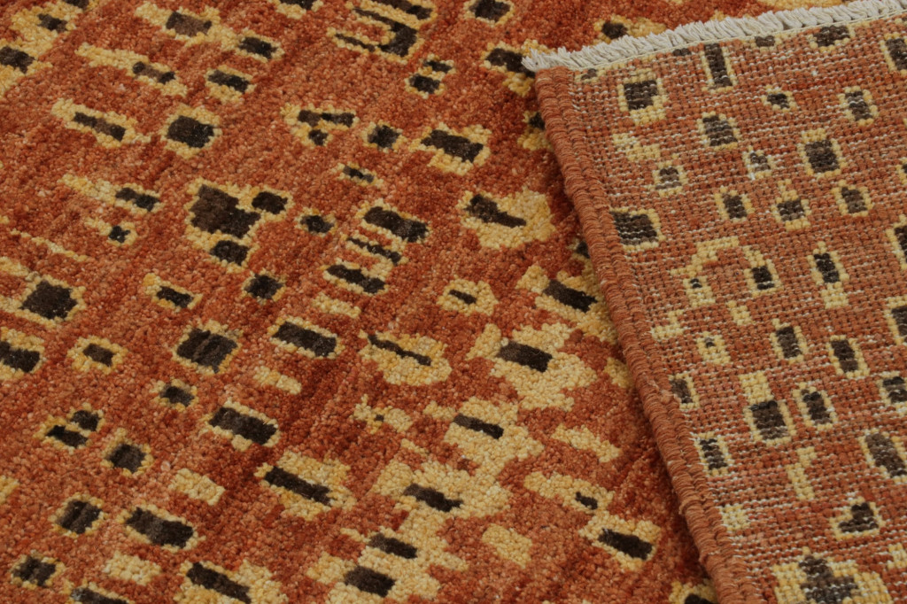 Moroccan rug in Brown and Gold
