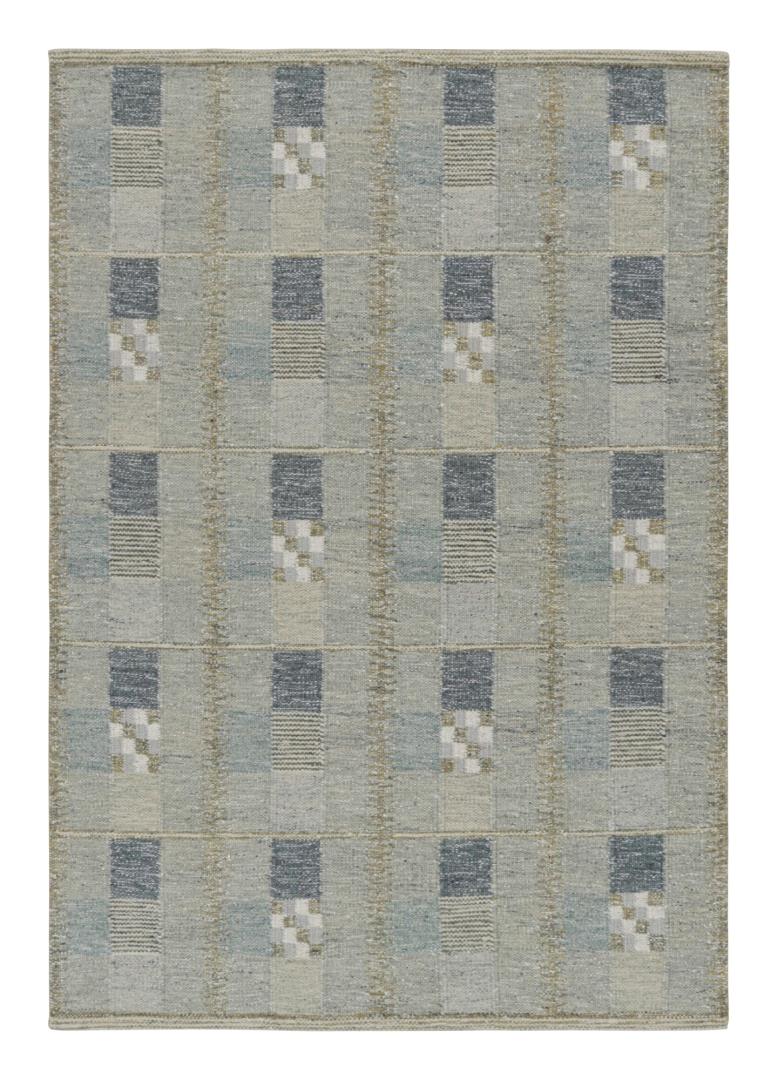 Scandinavian Kilim Rug with Geometric Patterns
