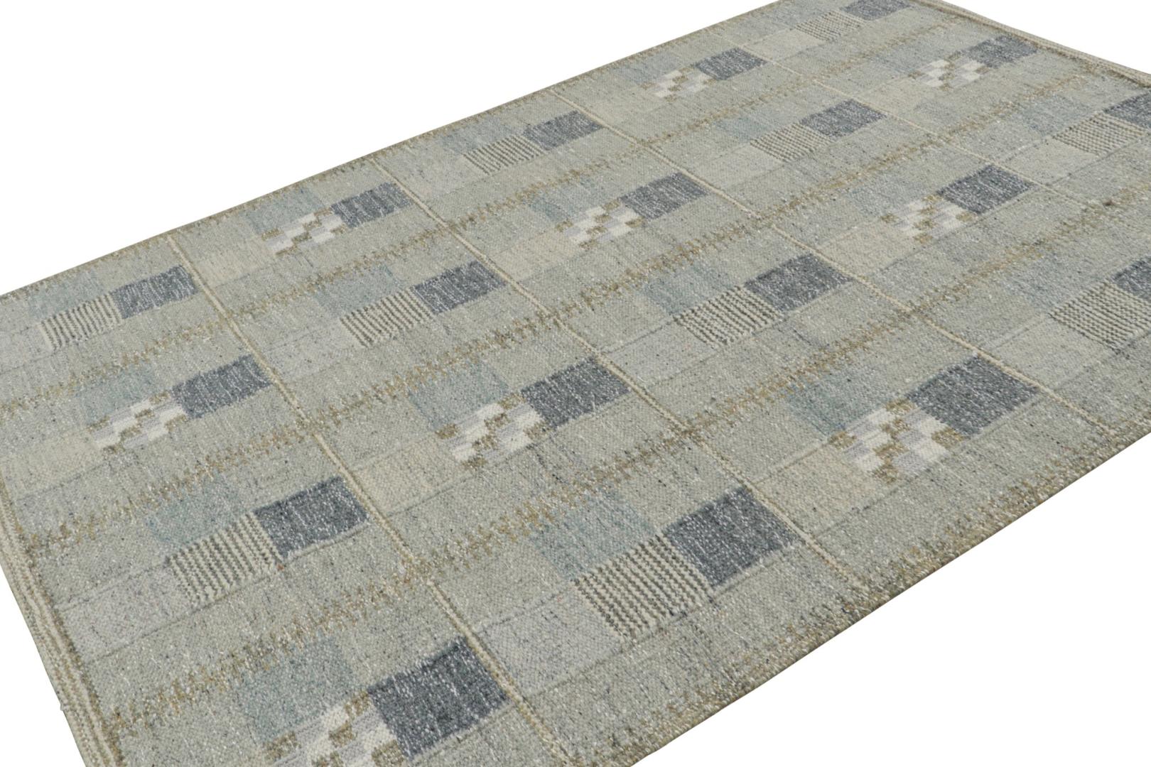 Scandinavian Kilim Rug with Geometric Patterns