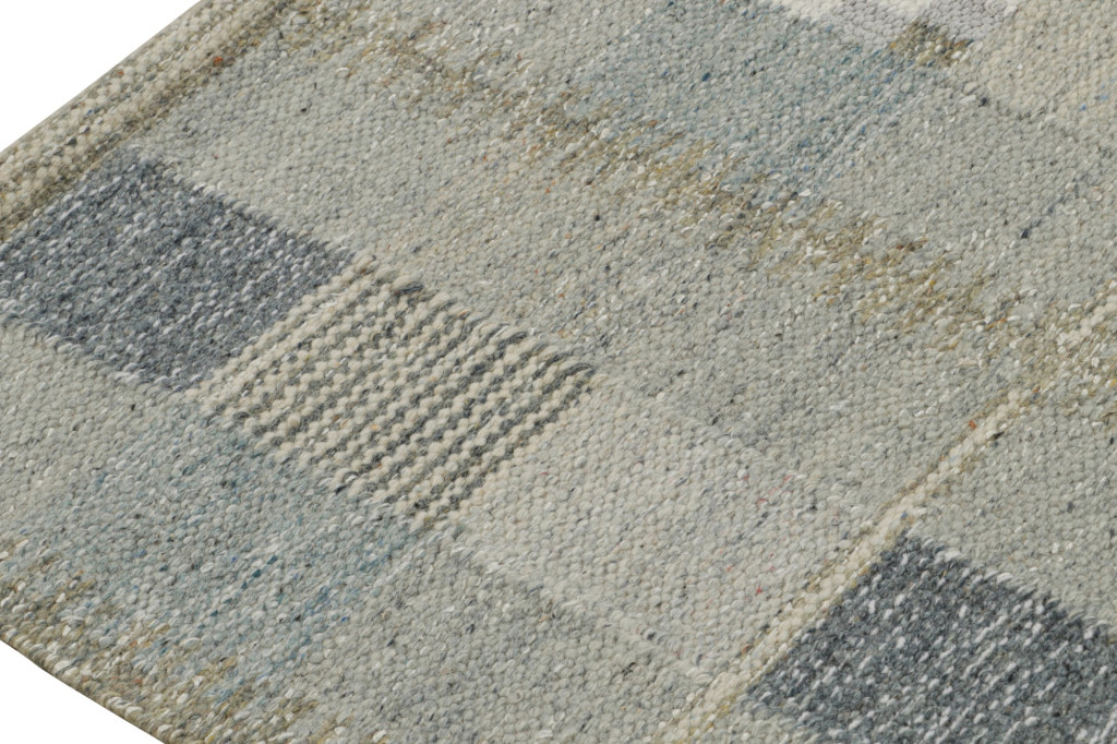 Scandinavian Kilim Rug with Geometric Patterns